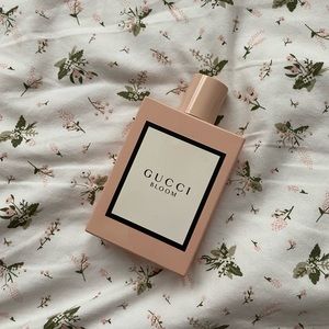 GUCCI Bloom EAU DE PARFUM 100mL 3.3 FL. OZ.